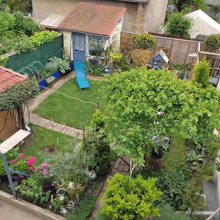Un Deux Pieces Et Un Jardin A ヴィルジュイフ エクステリア 写真